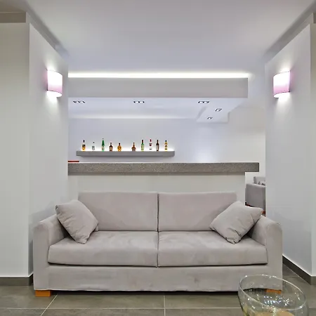 Hotel Xenia Naxos City