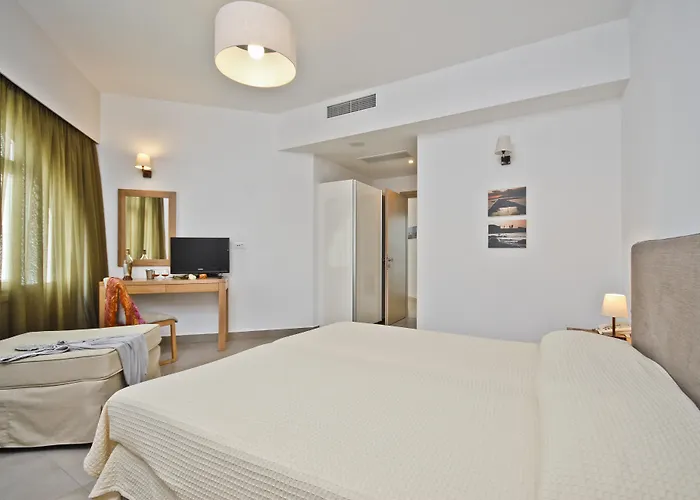 ホテル クセニア Naxos City