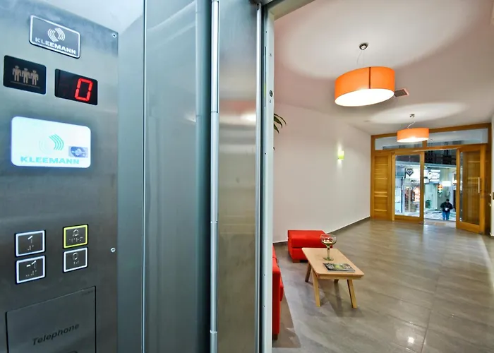 クセニア ホテル 3*