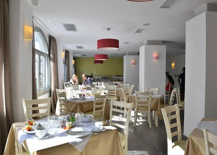 クセニア ホテル