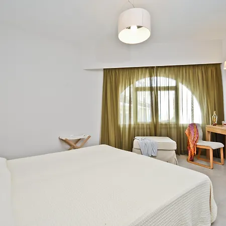 Xenia Hotel 3*