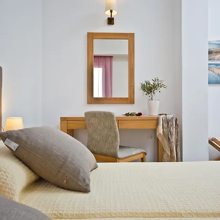 Xenia Hotel 3*