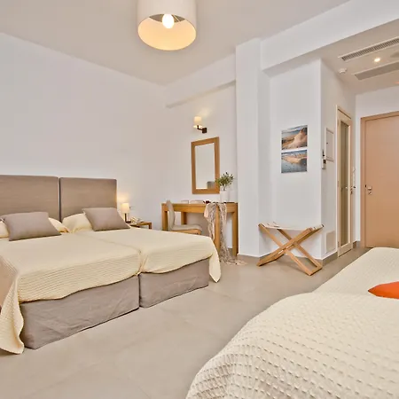 Xenia Hotel 3*