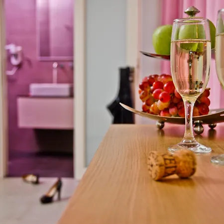 Hotel Xenia 3*