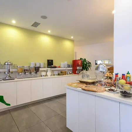 Hotel Xenia Naxos City