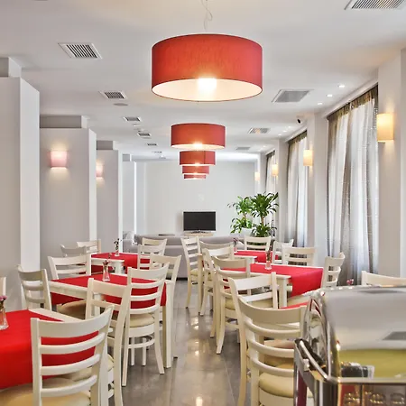 Xenia Hotel 3*