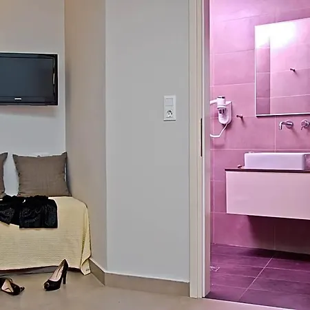 Hotel Xenia